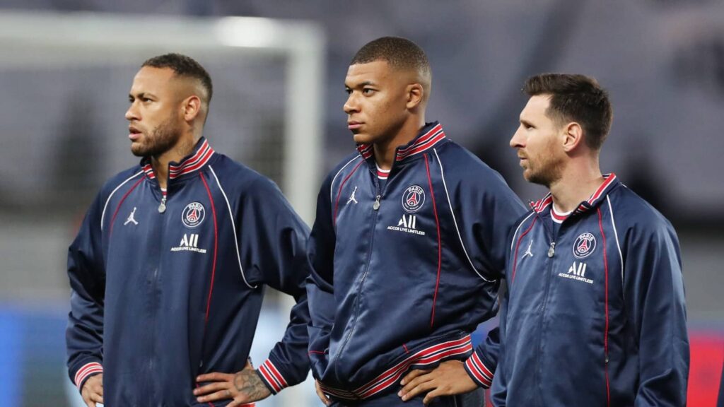 巴黎聖日耳曼 - 姆巴佩(Mbappé)、內馬爾(Neymar)、梅西(Lionel Messi)(圖/teamtalk)